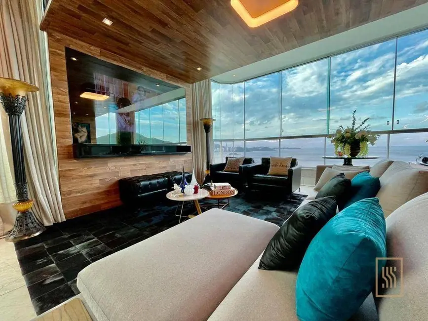 Cobertura com 7 quartos à venda, 890m2 em Centro, Balneario Camboriu - SC - imagem 8 Foto 8 de Cobertura com 7 quartos à venda, 890m2 em Centro, Balneario Camboriu - SC