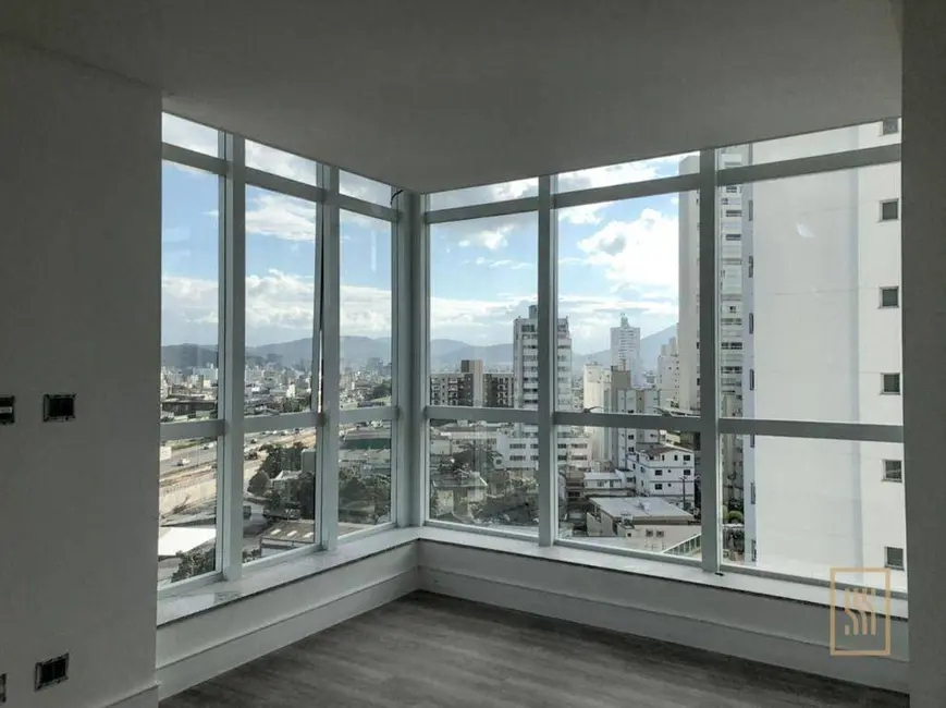 Apartamento com 4 quartos à venda, 403m2 em Centro, Balneario Camboriu - SC - imagem 5 Foto 5 de Apartamento com 4 quartos à venda, 403m2 em Centro, Balneario Camboriu - SC