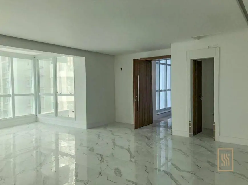 Apartamento com 4 quartos à venda, 403m2 em Centro, Balneario Camboriu - SC - imagem 1 Foto 1 de Apartamento com 4 quartos à venda, 403m2 em Centro, Balneario Camboriu - SC