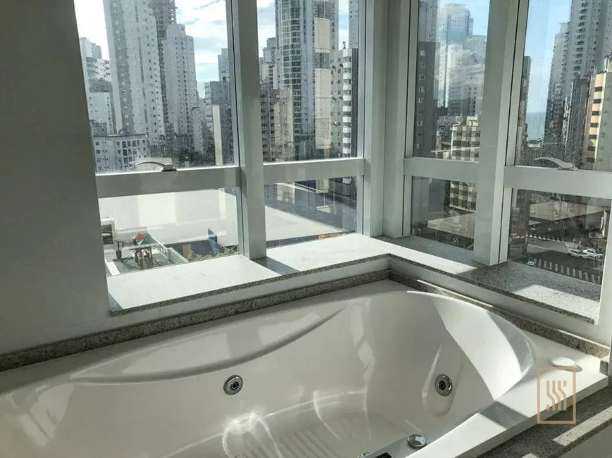 Apartamento com 4 quartos à venda, 403m2 em Centro, Balneario Camboriu - SC - imagem 7 Foto 7 de Apartamento com 4 quartos à venda, 403m2 em Centro, Balneario Camboriu - SC