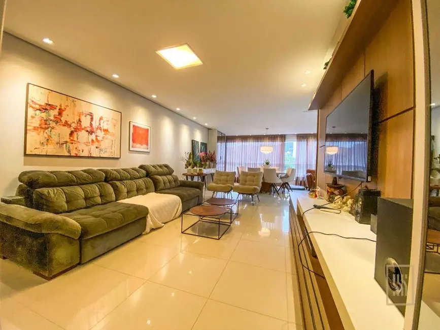 Apartamento com 3 quartos à venda, 280m2 em Centro, Balneario Camboriu - SC - imagem 3 Foto 3 de Apartamento com 3 quartos à venda, 280m2 em Centro, Balneario Camboriu - SC