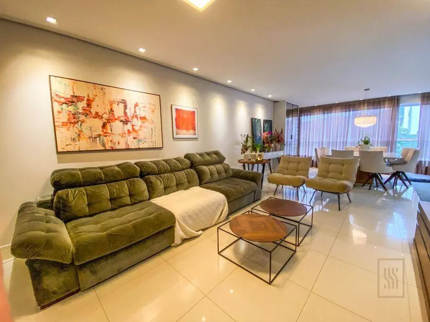 Apartamento com 3 quartos à venda, 280m2 em Centro, Balneario Camboriu - SC - imagem 4 Foto 4 de Apartamento com 3 quartos à venda, 280m2 em Centro, Balneario Camboriu - SC