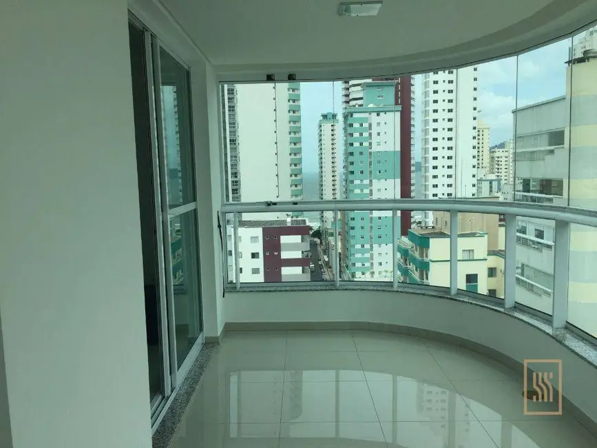 Apartamento com 3 quartos à venda, 145m2 em Centro, Balneario Camboriu - SC - imagem 2 Foto 2 de Apartamento com 3 quartos à venda, 145m2 em Centro, Balneario Camboriu - SC