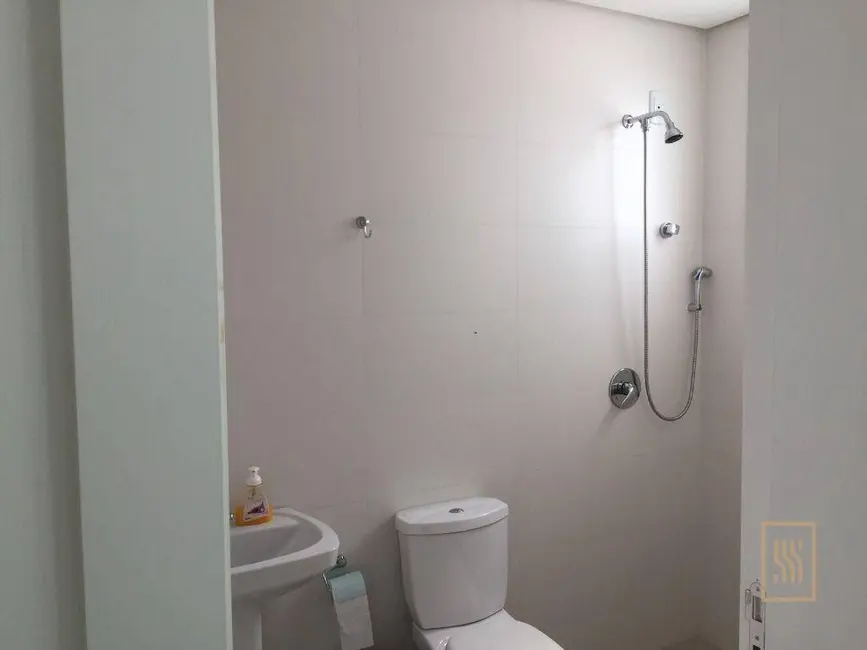 Apartamento com 3 quartos à venda, 145m2 em Centro, Balneario Camboriu - SC - imagem 6 Foto 6 de Apartamento com 3 quartos à venda, 145m2 em Centro, Balneario Camboriu - SC