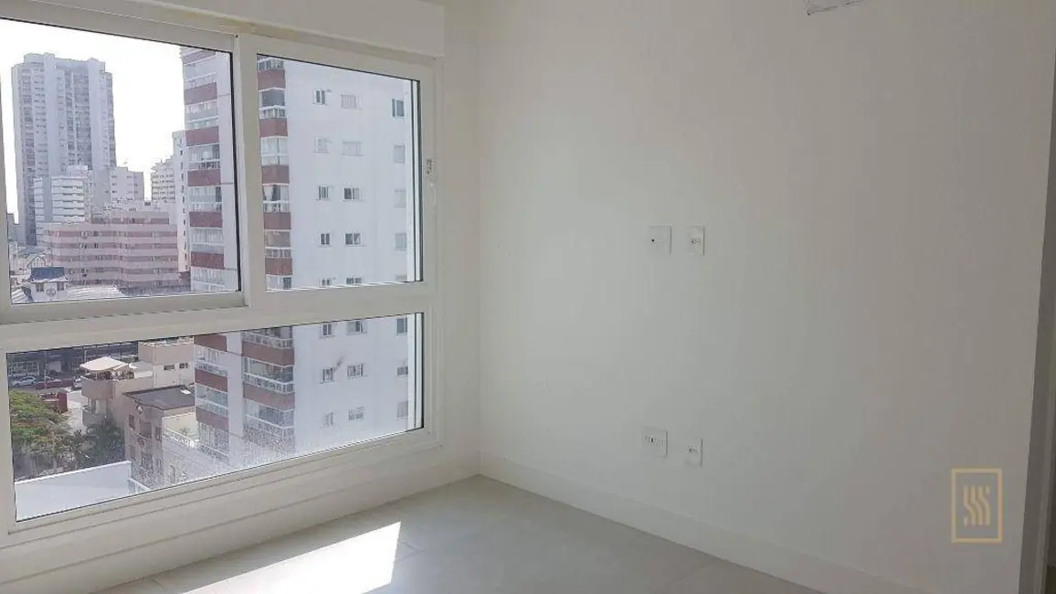 Apartamento com 3 quartos à venda, 137m2 em Centro, Balneario Camboriu - SC - imagem 4 Foto 4 de Apartamento com 3 quartos à venda, 137m2 em Centro, Balneario Camboriu - SC