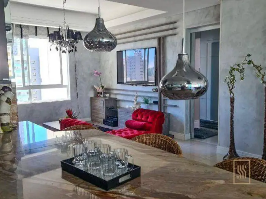 Apartamento com 3 quartos à venda, 176m2 em Centro, Balneario Camboriu - SC - imagem 3 Foto 3 de Apartamento com 3 quartos à venda, 176m2 em Centro, Balneario Camboriu - SC