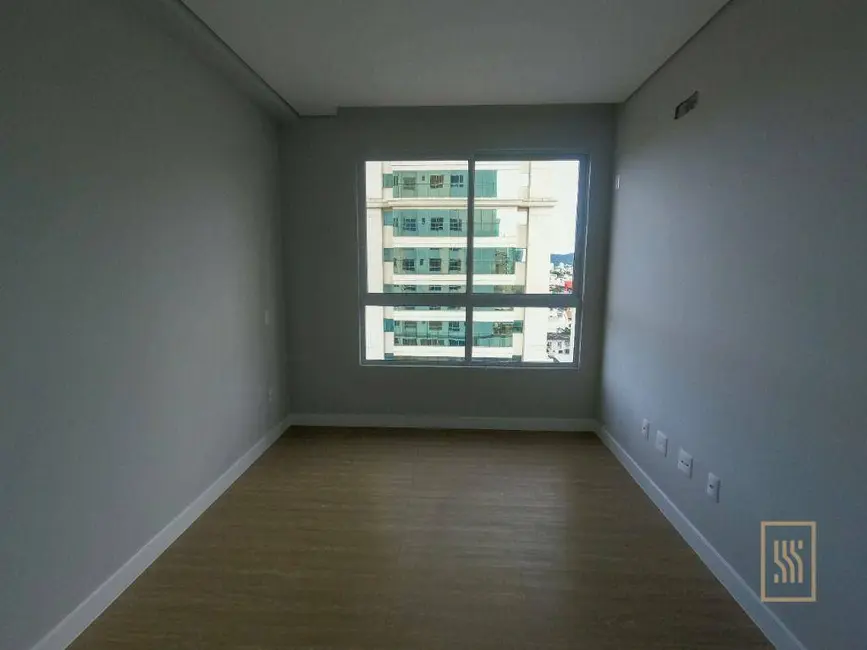 Foto 5 de Apartamento com 4 quartos à venda, 280m2 em Centro, Balneario Camboriu - SC