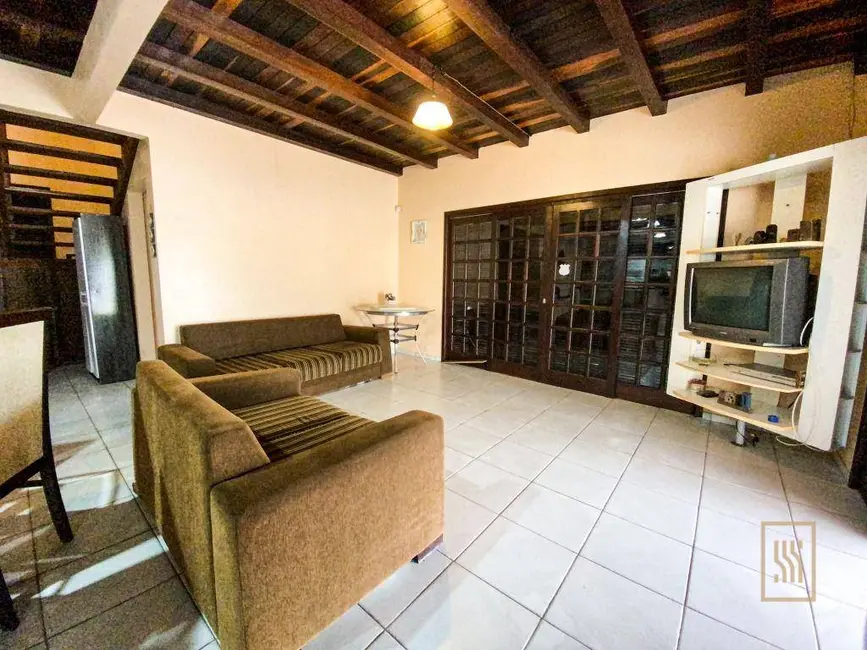 Foto 9 de Casa com 4 quartos à venda, 676m2 em Balneario Picarras - SC