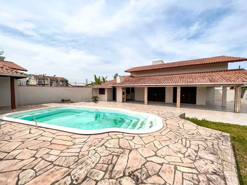 Foto 8 de Casa com 4 quartos à venda, 676m2 em Balneario Picarras - SC