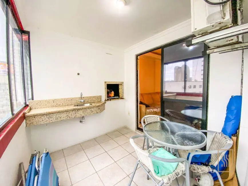 Apartamento com 3 quartos à venda, 140m2 em Centro, Balneario Camboriu - SC - imagem 4 Foto 4 de Apartamento com 3 quartos à venda, 140m2 em Centro, Balneario Camboriu - SC