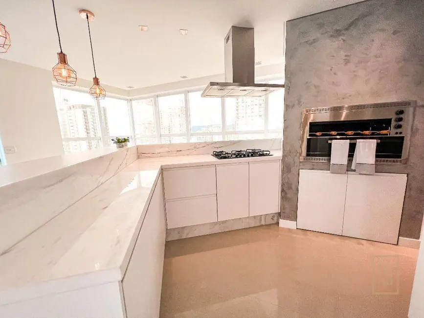 Cobertura com 4 quartos à venda, 502m2 em Centro, Balneario Camboriu - SC - imagem 7 Foto 7 de Cobertura com 4 quartos à venda, 502m2 em Centro, Balneario Camboriu - SC