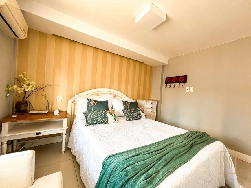 Apartamento com 1 quarto à venda, 80m2 em Centro, Balneario Camboriu - SC - imagem 8 Foto 8 de Apartamento com 1 quarto à venda, 80m2 em Centro, Balneario Camboriu - SC