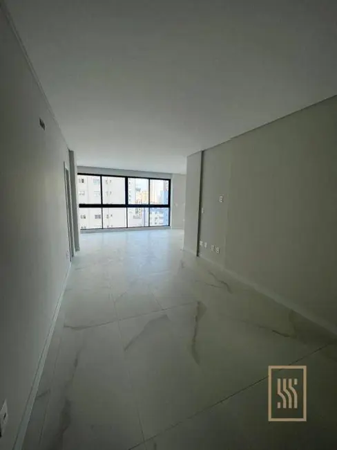 Foto 2 de Apartamento com 3 quartos à venda, 280m2 em Centro, Balneario Camboriu - SC