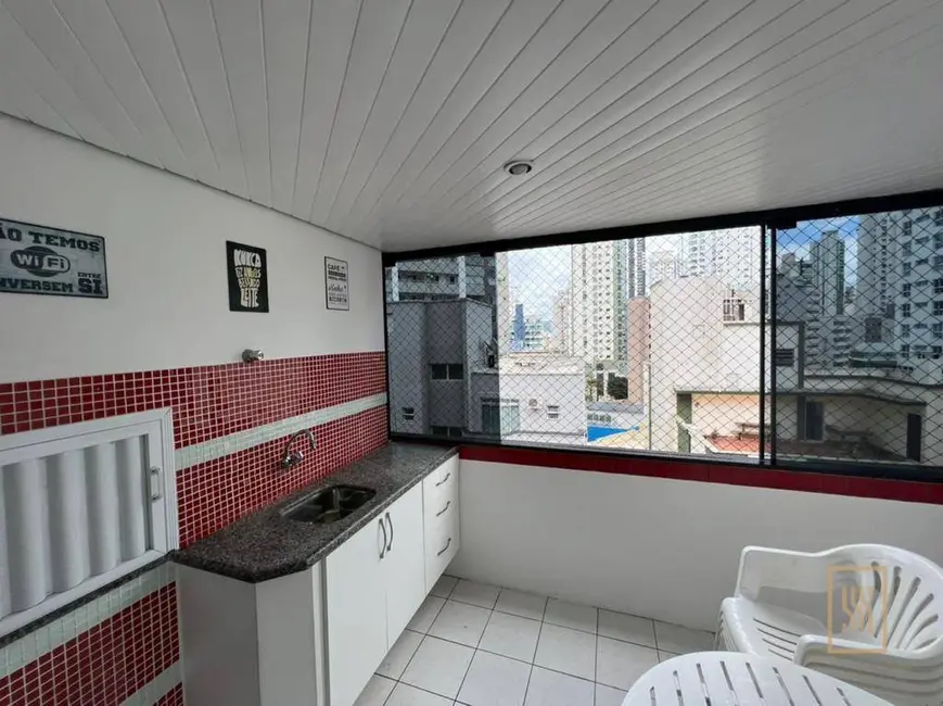 Apartamento com 3 quartos à venda, 140m2 em Centro, Balneario Camboriu - SC - imagem 4 Foto 4 de Apartamento com 3 quartos à venda, 140m2 em Centro, Balneario Camboriu - SC