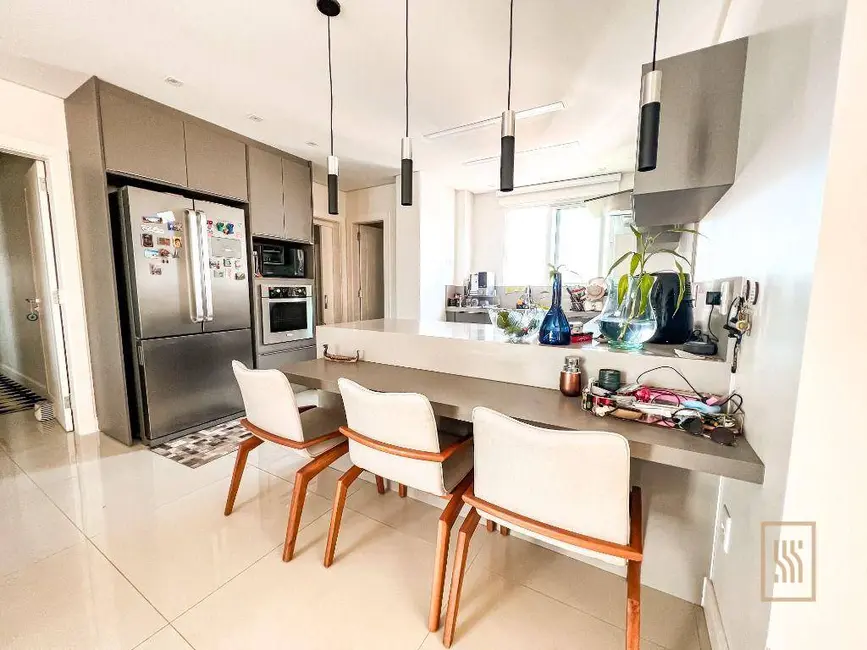 Apartamento com 4 quartos à venda, 320m2 em Centro, Balneario Camboriu - SC - imagem 4 Foto 4 de Apartamento com 4 quartos à venda, 320m2 em Centro, Balneario Camboriu - SC