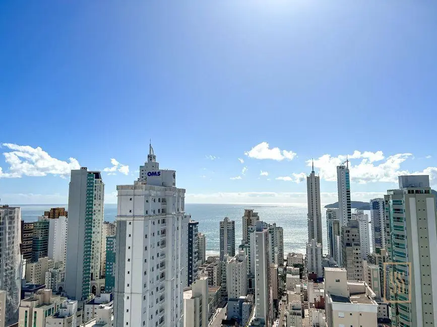 Apartamento com 4 quartos à venda, 237m2 em Centro, Balneario Camboriu - SC - imagem 7 Foto 7 de Apartamento com 4 quartos à venda, 237m2 em Centro, Balneario Camboriu - SC