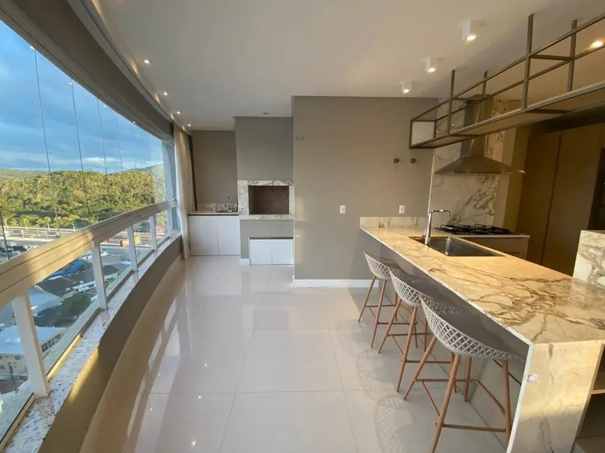 Apartamento com 3 quartos à venda, 182m2 em Centro, Balneario Camboriu - SC - imagem 1 Foto 1 de Apartamento com 3 quartos à venda, 182m2 em Centro, Balneario Camboriu - SC