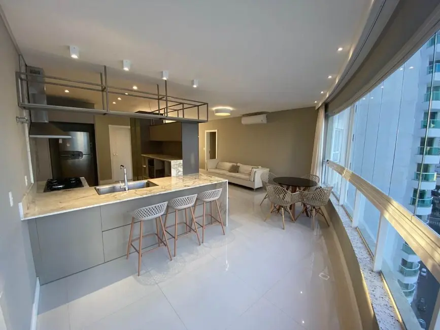 Apartamento com 3 quartos à venda, 182m2 em Centro, Balneario Camboriu - SC - imagem 2 Foto 2 de Apartamento com 3 quartos à venda, 182m2 em Centro, Balneario Camboriu - SC