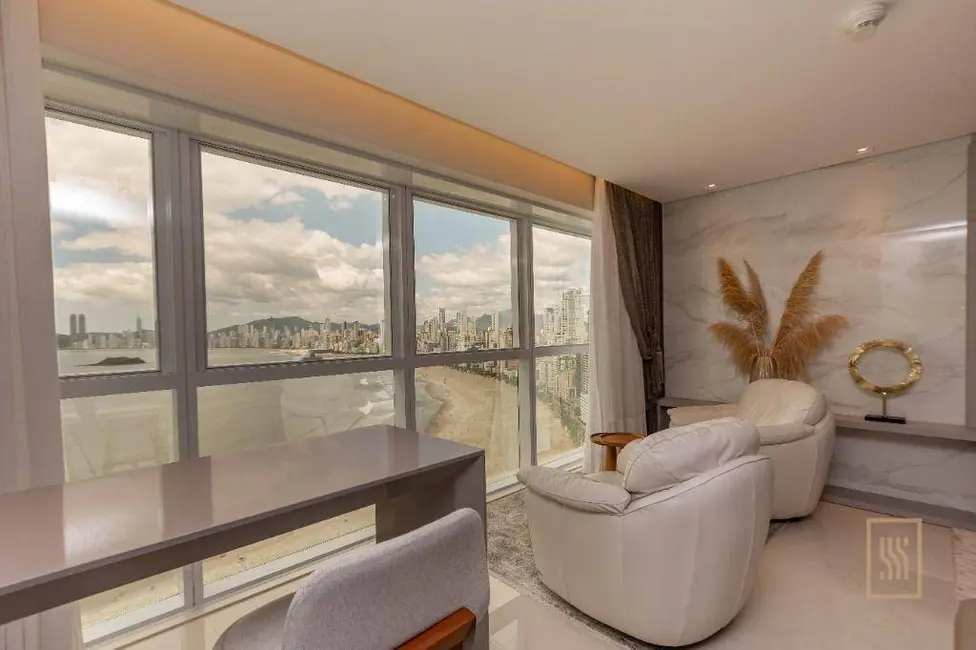 Apartamento com 3 quartos à venda, 364m2 em Pioneiros, Balneario Camboriu - SC - imagem 3 Foto 3 de Apartamento com 3 quartos à venda, 364m2 em Pioneiros, Balneario Camboriu - SC