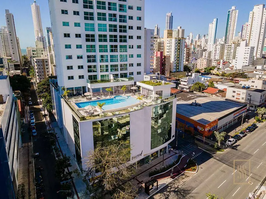Apartamento com 4 quartos à venda, 265m2 em Centro, Balneario Camboriu - SC - imagem 4 Foto 4 de Apartamento com 4 quartos à venda, 265m2 em Centro, Balneario Camboriu - SC
