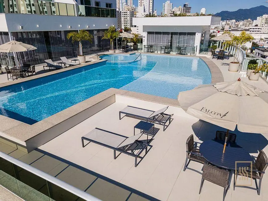 Apartamento com 4 quartos à venda, 265m2 em Centro, Balneario Camboriu - SC - imagem 8 Foto 8 de Apartamento com 4 quartos à venda, 265m2 em Centro, Balneario Camboriu - SC