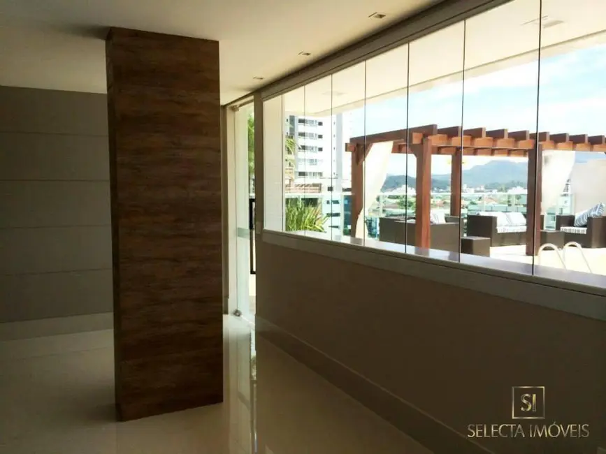 Apartamento com 4 quartos à venda, 259m2 em Centro, Balneario Camboriu - SC - imagem 8 Foto 8 de Apartamento com 4 quartos à venda, 259m2 em Centro, Balneario Camboriu - SC