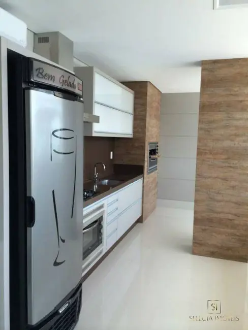 Apartamento com 4 quartos à venda, 259m2 em Centro, Balneario Camboriu - SC - imagem 7 Foto 7 de Apartamento com 4 quartos à venda, 259m2 em Centro, Balneario Camboriu - SC