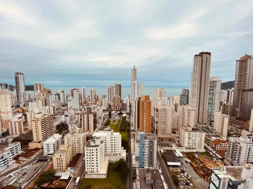 Foto 5 de Apartamento com 4 quartos à venda, 243m2 em Centro, Balneario Camboriu - SC