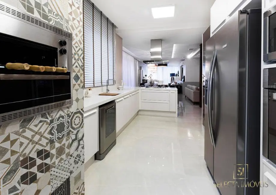 Apartamento com 4 quartos à venda, 393m2 em Centro, Balneario Camboriu - SC - imagem 7 Foto 7 de Apartamento com 4 quartos à venda, 393m2 em Centro, Balneario Camboriu - SC