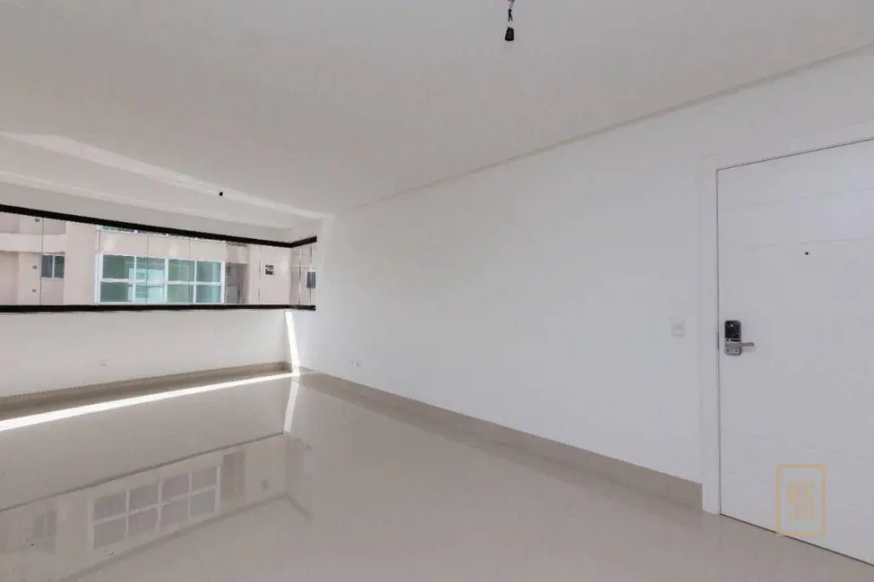 Apartamento com 4 quartos à venda, 150m2 em Centro, Balneario Camboriu - SC - imagem 2 Foto 2 de Apartamento com 4 quartos à venda, 150m2 em Centro, Balneario Camboriu - SC