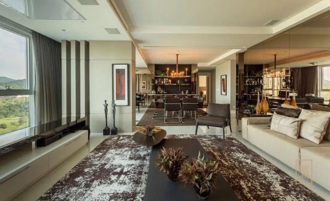 Foto 1 de Apartamento com 4 quartos à venda, 252m2 em Centro, Balneario Camboriu - SC