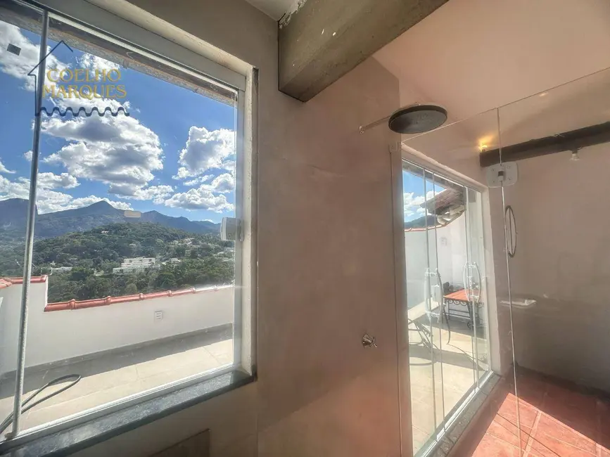 Foto 3 de Casa com 4 quartos à venda, 100m2 em Golfe, Teresopolis - RJ