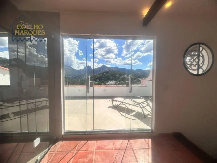 Foto 9 de Casa com 4 quartos à venda, 100m2 em Golfe, Teresopolis - RJ