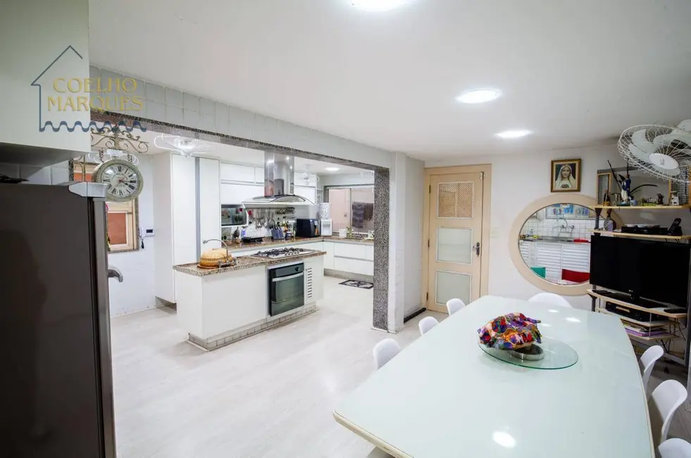 Casa com 4 quartos à venda, 517m2 em Recreio dos Bandeirantes, Rio De Janeiro - RJ - imagem 8 Foto 8 de Casa com 4 quartos à venda, 517m2 em Recreio dos Bandeirantes, Rio De Janeiro - RJ