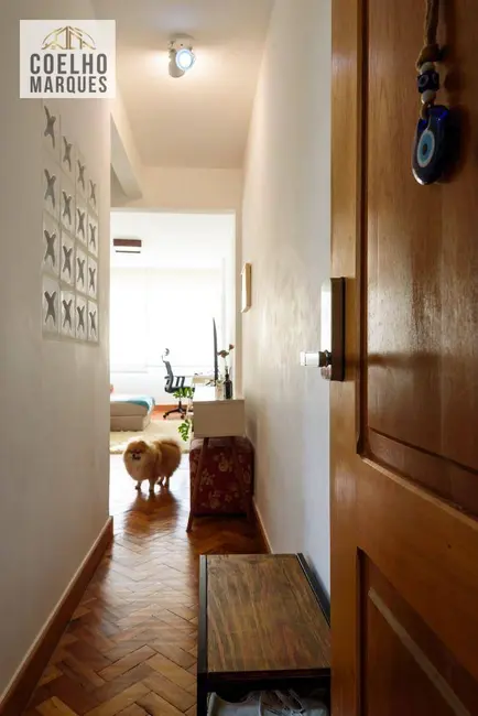 Apartamento com 2 quartos para alugar, 61m2 em Leblon, Rio De Janeiro - RJ - imagem 2 Foto 2 de Apartamento com 2 quartos para alugar, 61m2 em Leblon, Rio De Janeiro - RJ