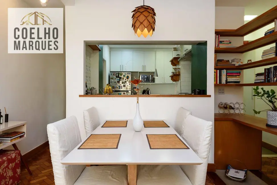 Apartamento com 2 quartos para alugar, 61m2 em Leblon, Rio De Janeiro - RJ - imagem 5 Foto 5 de Apartamento com 2 quartos para alugar, 61m2 em Leblon, Rio De Janeiro - RJ