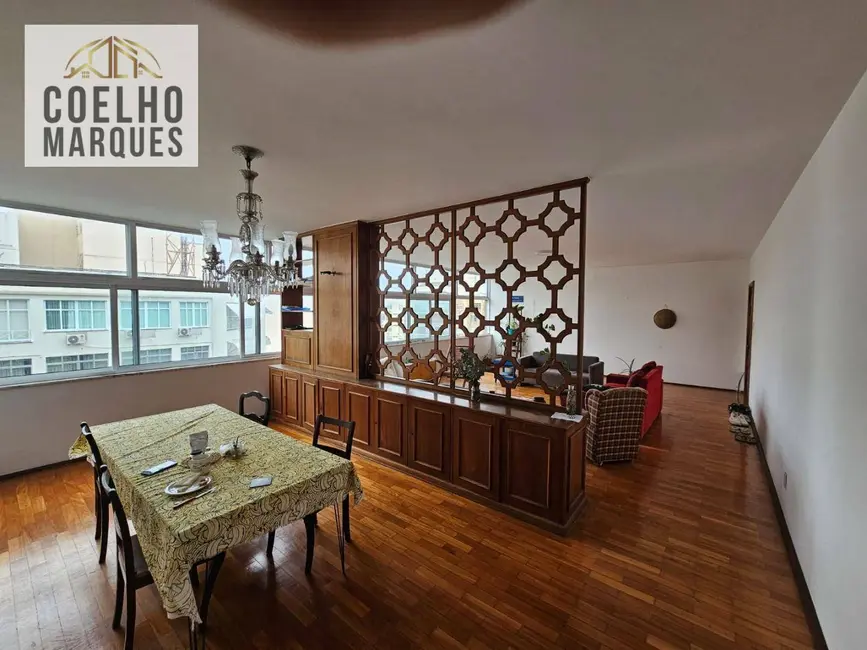 Foto 4 de Apartamento com 4 quartos à venda, 220m2 em Copacabana, Rio De Janeiro - RJ