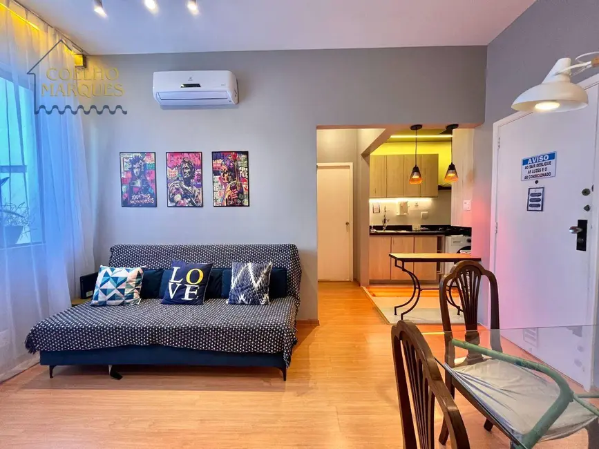 Apartamento com 1 quarto à venda, 50m2 em Copacabana, Rio De Janeiro - RJ - imagem 8 Foto 8 de Apartamento com 1 quarto à venda, 50m2 em Copacabana, Rio De Janeiro - RJ