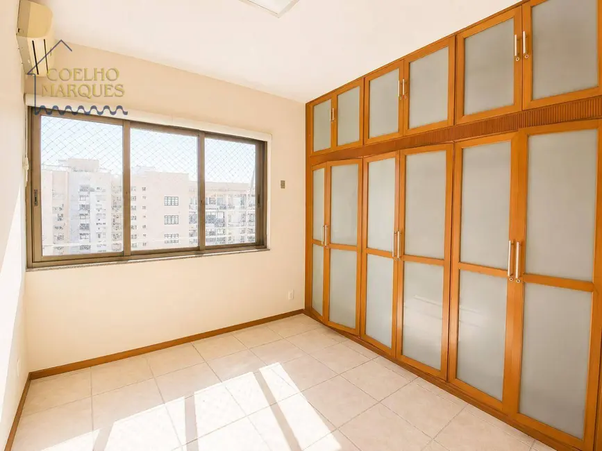 Apartamento com 3 quartos à venda, 280m2 em Mangueira, Rio De Janeiro - RJ - imagem 4 Foto 4 de Apartamento com 3 quartos à venda, 280m2 em Mangueira, Rio De Janeiro - RJ