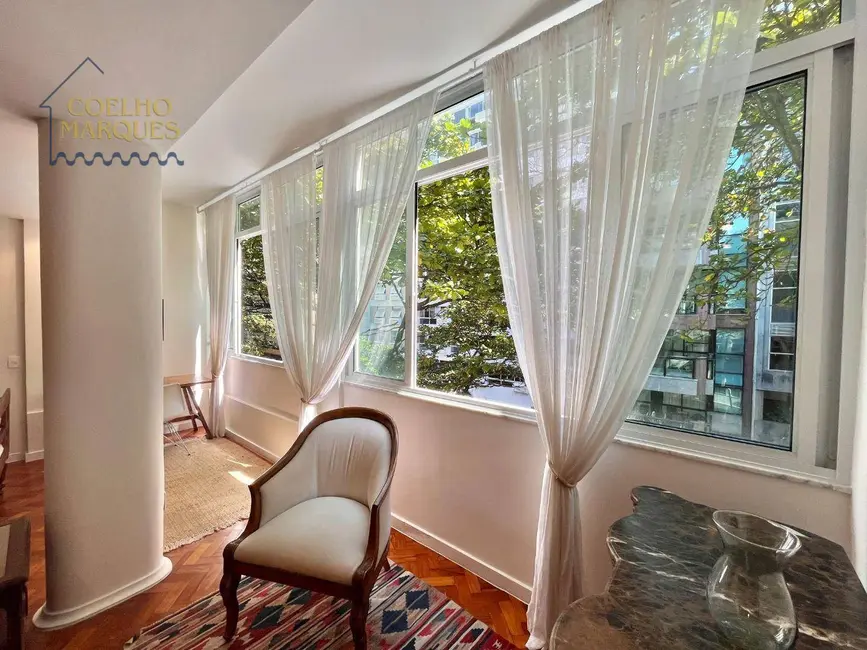 Apartamento com 3 quartos para alugar, 142m2 em Leblon, Rio De Janeiro - RJ - imagem 9 Foto 9 de Apartamento com 3 quartos para alugar, 142m2 em Leblon, Rio De Janeiro - RJ