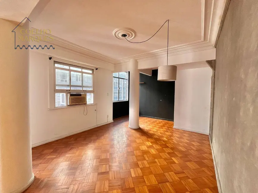 Apartamento com 3 quartos à venda, 160m2 em Copacabana, Rio De Janeiro - RJ - imagem 5 Foto 5 de Apartamento com 3 quartos à venda, 160m2 em Copacabana, Rio De Janeiro - RJ