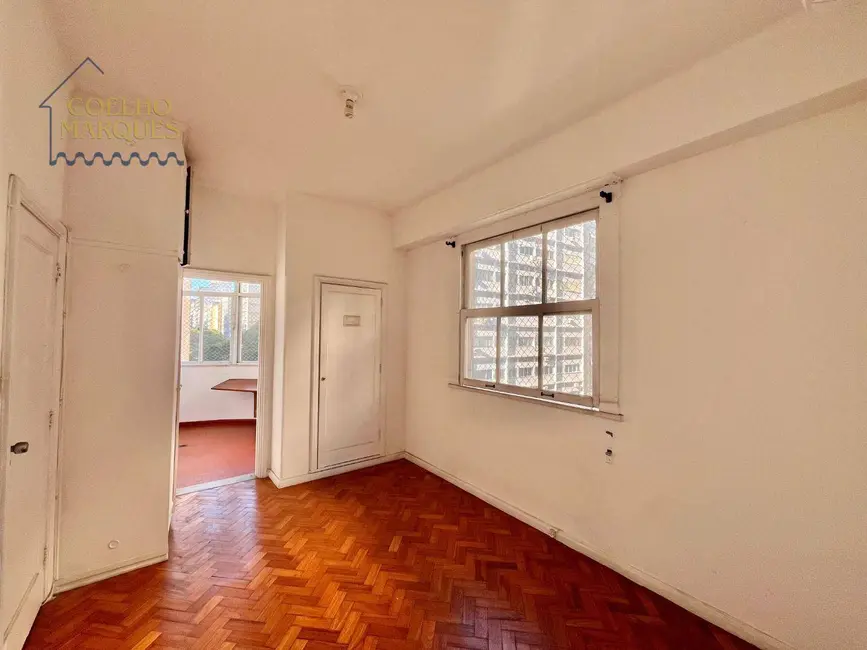 Apartamento com 3 quartos à venda, 160m2 em Copacabana, Rio De Janeiro - RJ - imagem 9 Foto 9 de Apartamento com 3 quartos à venda, 160m2 em Copacabana, Rio De Janeiro - RJ