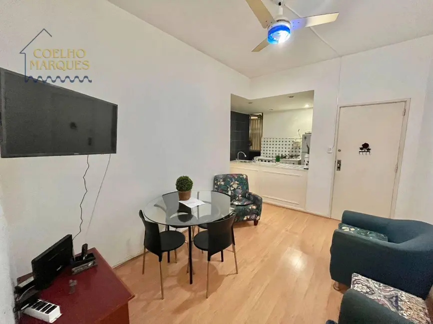 Foto 3 de Apartamento com 2 quartos à venda, 75m2 em Copacabana, Rio De Janeiro - RJ