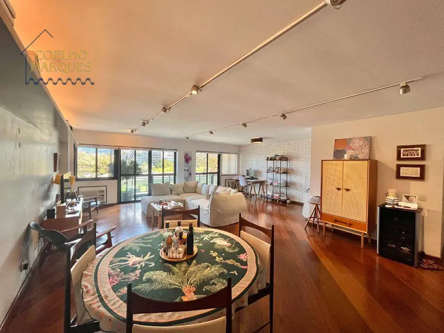 Foto 2 de Apartamento com 2 quartos à venda, 158m2 em Lagoa, Rio De Janeiro - RJ