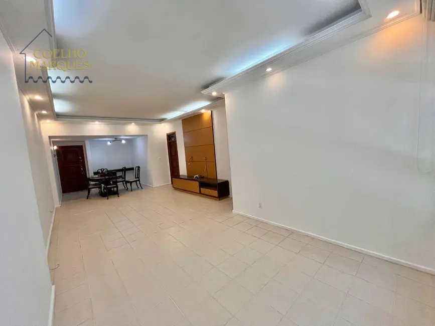 Foto 4 de Apartamento com 3 quartos à venda, 140m2 em Copacabana, Rio De Janeiro - RJ