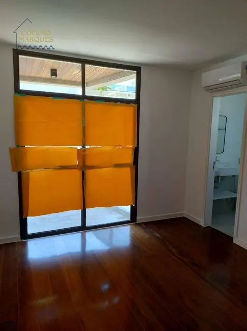 Apartamento com 2 quartos para alugar, 100m2 em Recreio dos Bandeirantes, Rio De Janeiro - RJ - imagem 5 Foto 5 de Apartamento com 2 quartos para alugar, 100m2 em Recreio dos Bandeirantes, Rio De Janeiro - RJ
