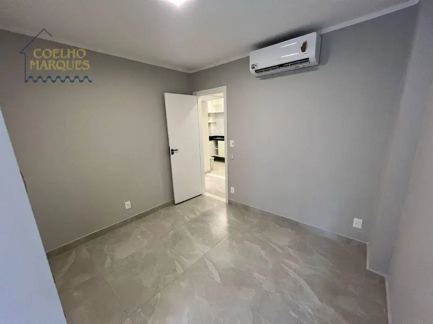Apartamento com 2 quartos à venda, 75m2 em Copacabana, Rio De Janeiro - RJ - imagem 5 Foto 5 de Apartamento com 2 quartos à venda, 75m2 em Copacabana, Rio De Janeiro - RJ