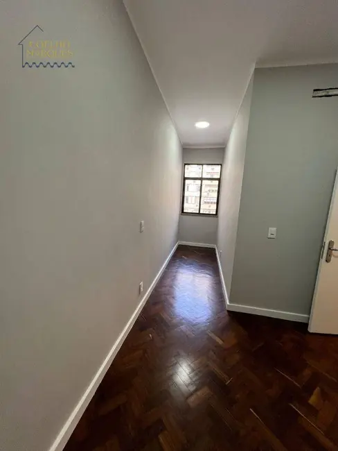 Apartamento com 2 quartos à venda, 63m2 em Copacabana, Rio De Janeiro - RJ - imagem 5 Foto 5 de Apartamento com 2 quartos à venda, 63m2 em Copacabana, Rio De Janeiro - RJ