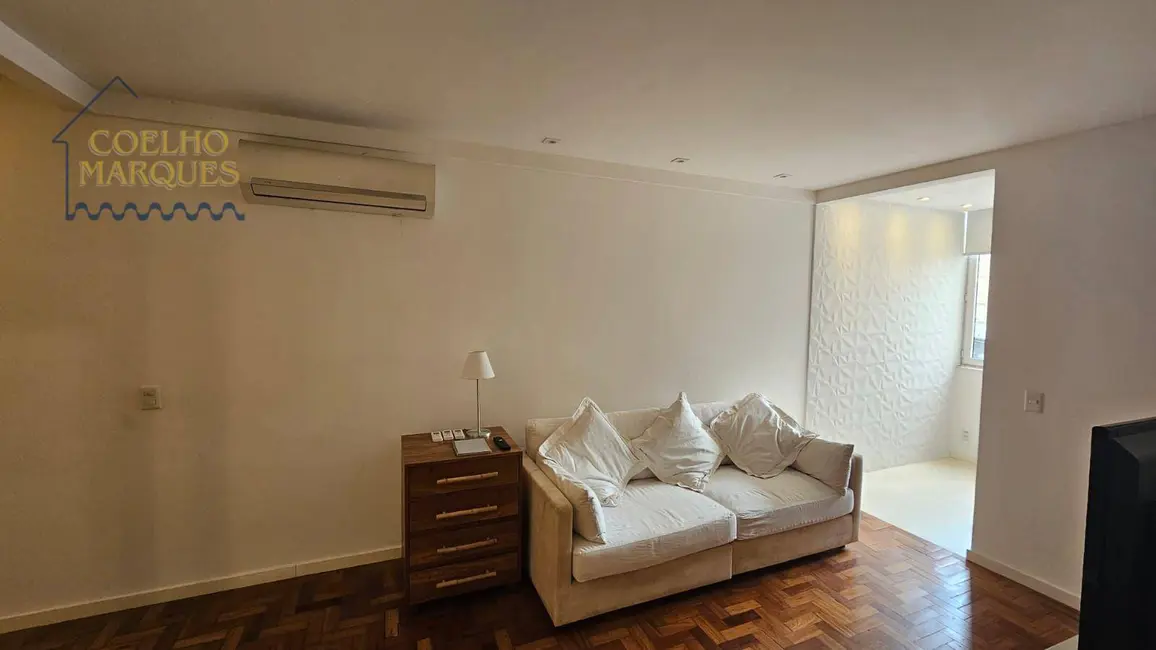 Foto 3 de Apartamento com 2 quartos à venda, 65m2 em Copacabana, Rio De Janeiro - RJ