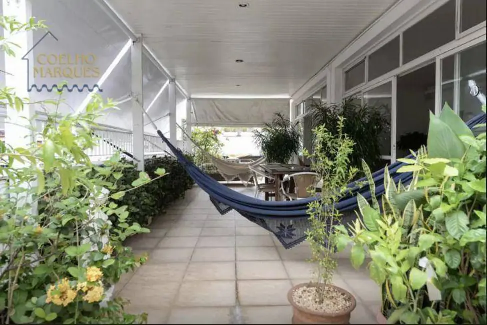 Cobertura com 4 quartos para alugar, 277m2 em Leblon, Rio De Janeiro - RJ - imagem 3 Foto 3 de Cobertura com 4 quartos para alugar, 277m2 em Leblon, Rio De Janeiro - RJ